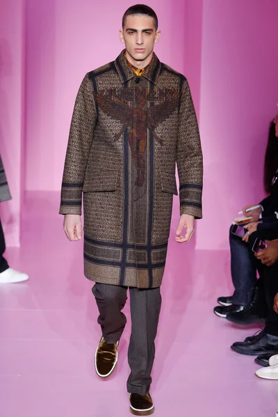 Look 21